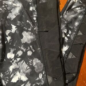 lululemon athletica Black and Gray Leggings